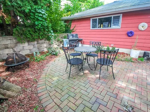 1700 E Menlo Blvd, Shorewood, WI 53211