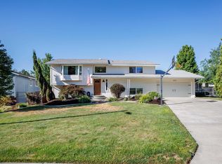 1721 Goldfinch Ct, West Richland, WA