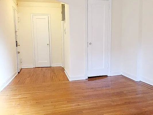 Rented by AJ Clarke | media 32