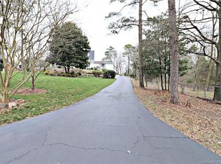 390 Mountview Ct SE, Concord, NC 28025