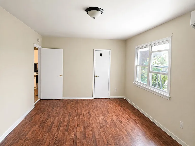 6126 Jackson St #4 — Photo 10