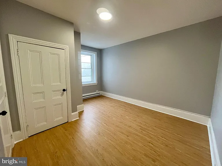 4417 Walnut St #3F — Photo 13