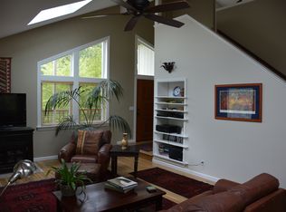 16910 Eveton Ln, Sonoma, CA 95476