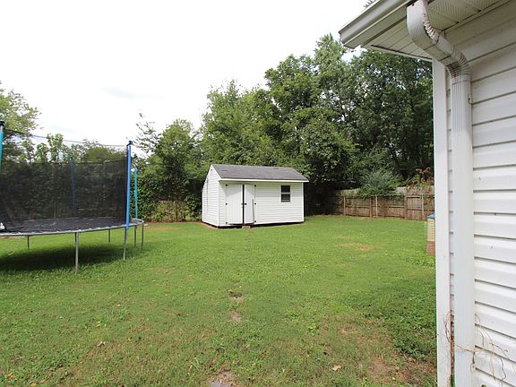 4th image of 1023 Minerva Dr
