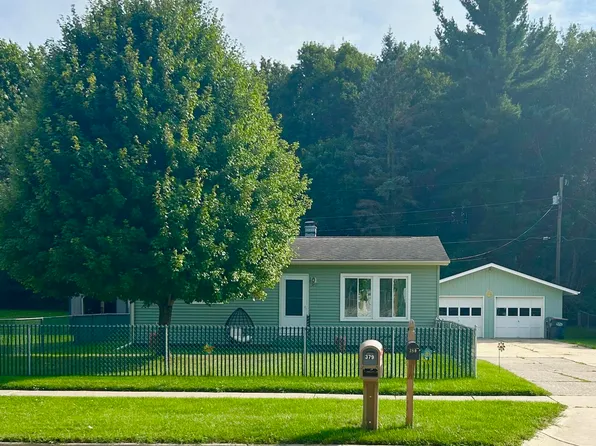 380 Cherry St, Coloma, MI 49038