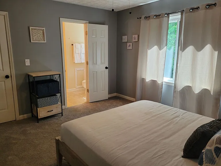 1356 Velvet Creek Gln SW — Photo 28