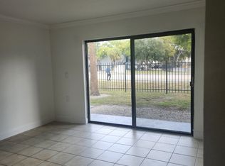 7012 NW 179th St, Hialeah, FL 33015