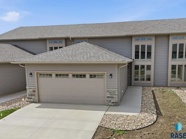 6135 S Bison Pl, Sioux Falls, SD 57108