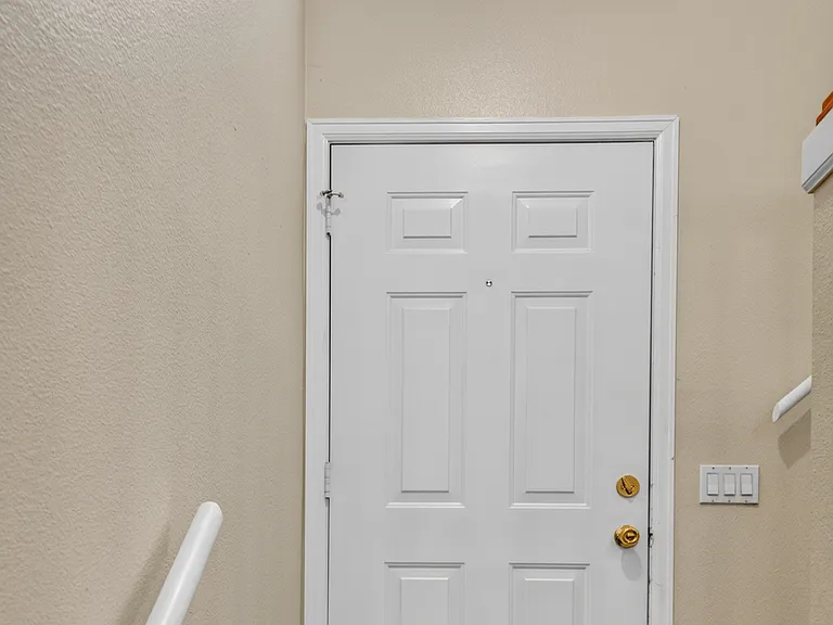 1434 Hover St #2 — Photo 15