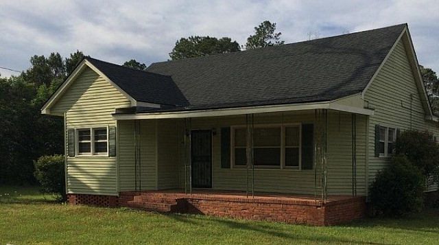 1st image of 501 W Dennis Ave