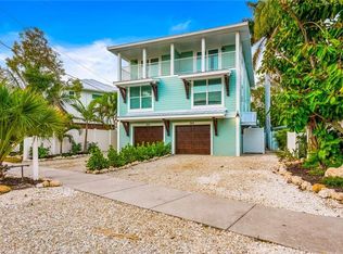355 Calle Miramar, Sarasota, FL 34242