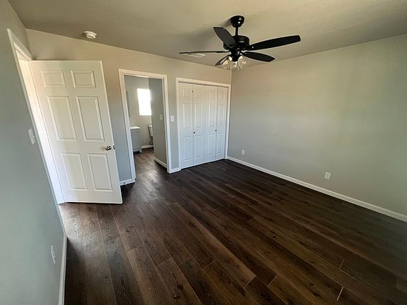 4th image of 1640 W Swan St #17