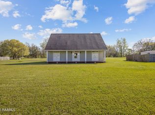 112 Magnifique Rd, Breaux Bridge, LA 70517
