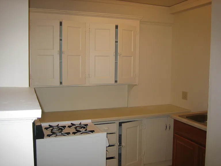 908 Grand Ave — Photo 20