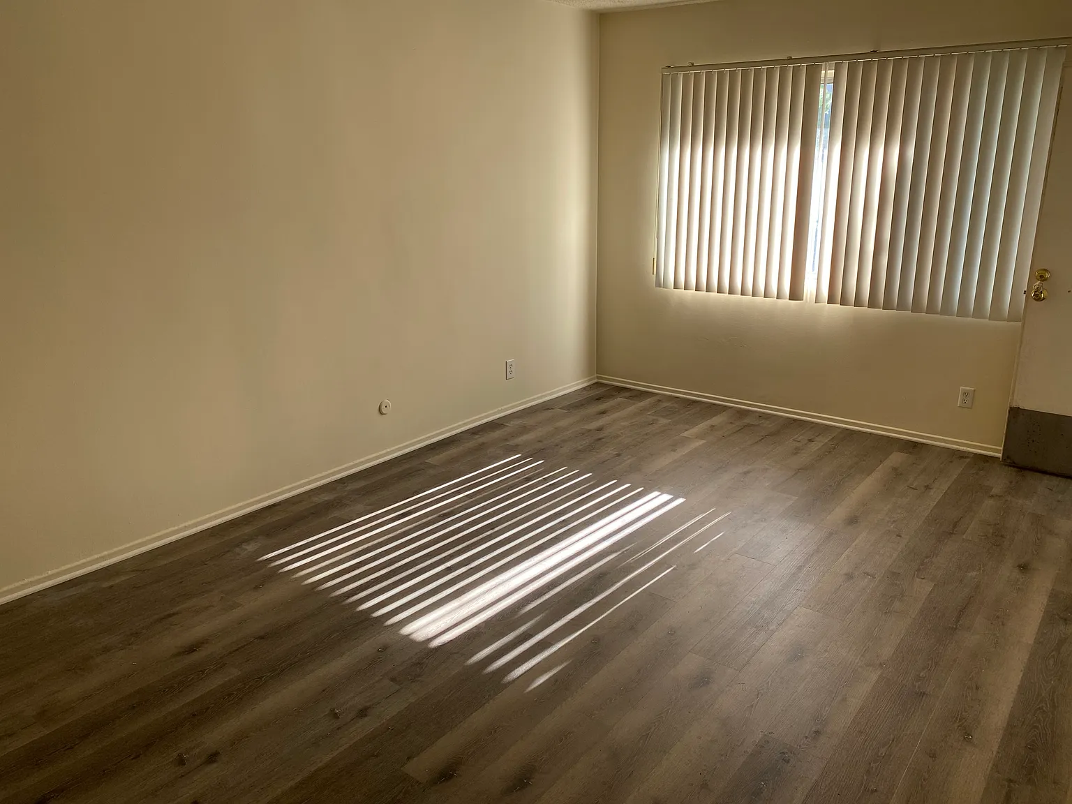 Fuller Apartments — Photo 3