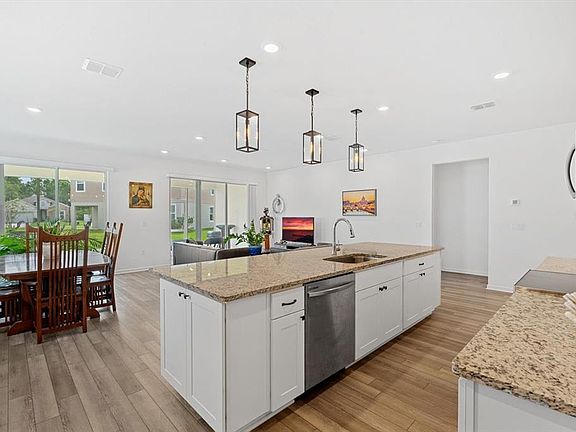 5th image of 33 Ridge Rd