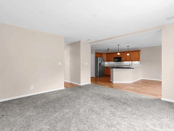 5th image of 76 Westfield Pl