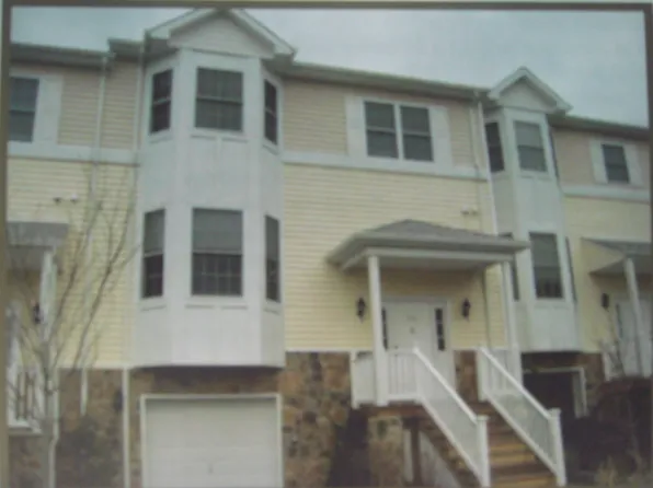 708 William St #4, Boonton, NJ 07005