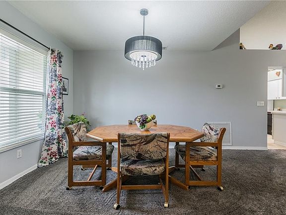4th image of 29301 Kapalua Way