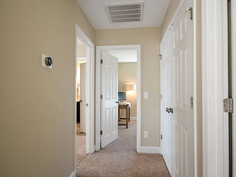 520 Everett Glades — Photo 13