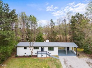 121 Valley Rd, Warrenton, NC 27589
