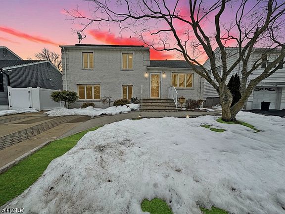 2nd image of 12 Truman Rd