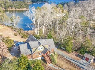 92 Bartlett Ln, Lancaster, VA 22503