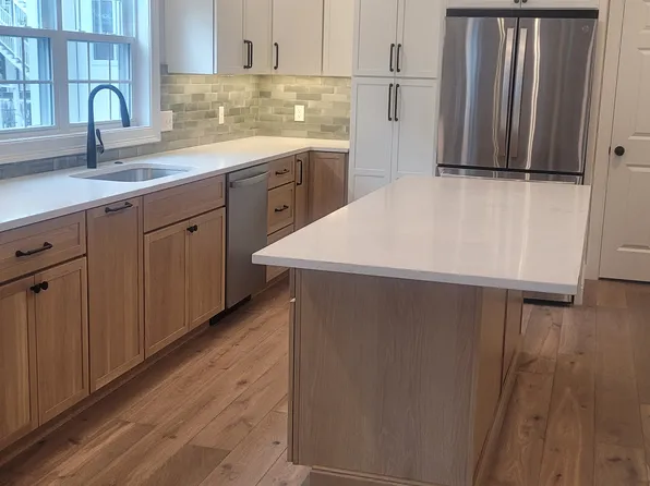 29 Amaranth Ave Floor 1, Medford, MA 02155