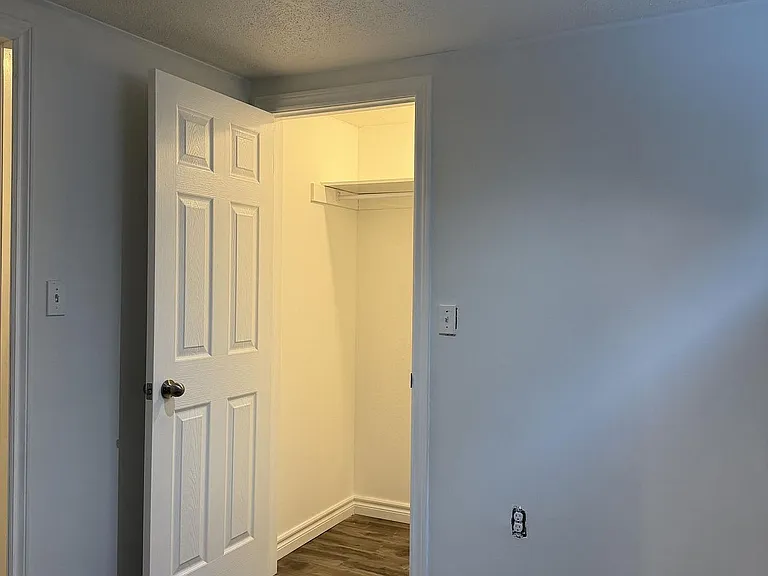 33 Prouse Dr — Photo 9