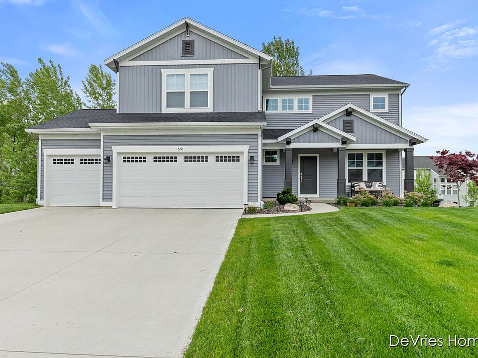 1st image of 1651 Autumn Valley Dr SW