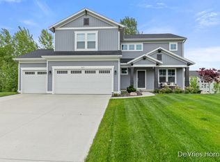 1651 Autumn Valley Dr SW, Byron Center, MI 49315