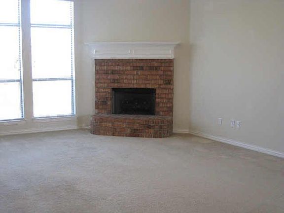 3rd image of 1307 High Meadow Dr