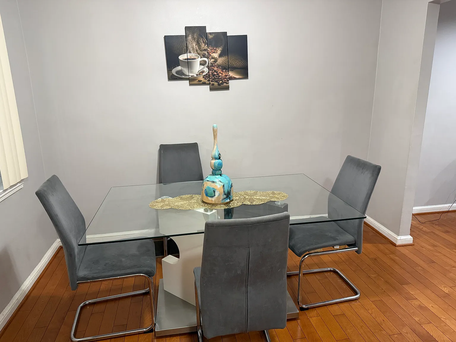 1 bed, 832 sqft, $950 — Photo 3