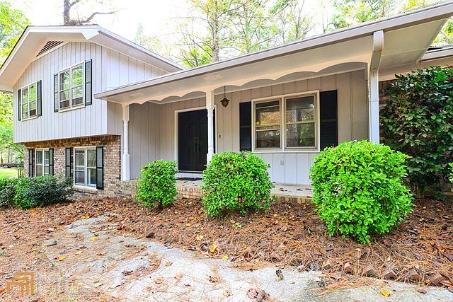 2nd image of 4980 Shannon Way SW