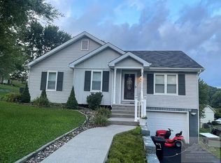 198 Rosemary St, Princeton, WV 24740