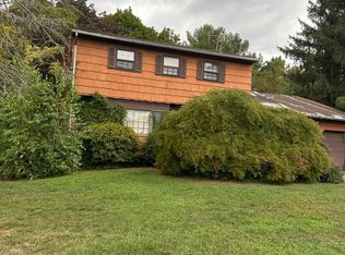 16 Hershey Rd, East Brunswick, NJ 08816