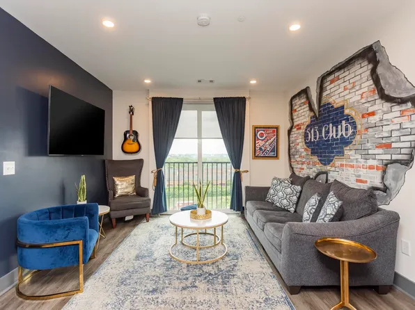 65 Lindsley Ave #513, Nashville, TN 37210