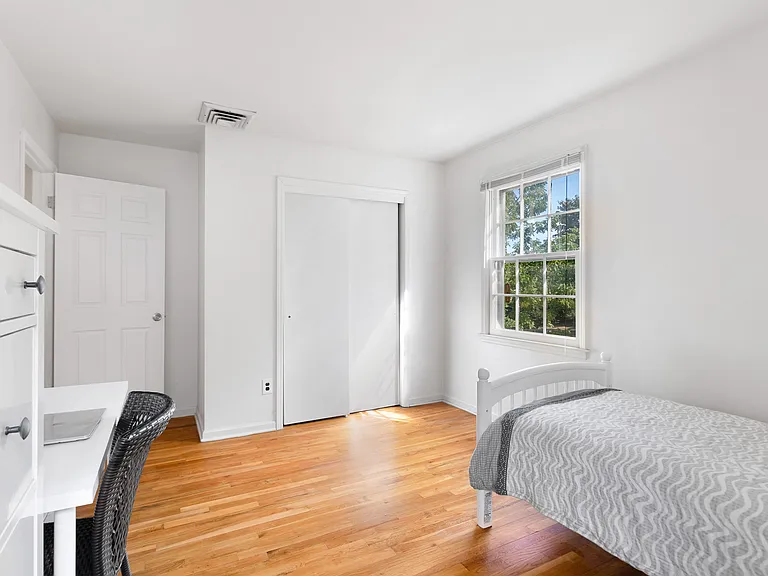 611 Cliff St — Photo 13