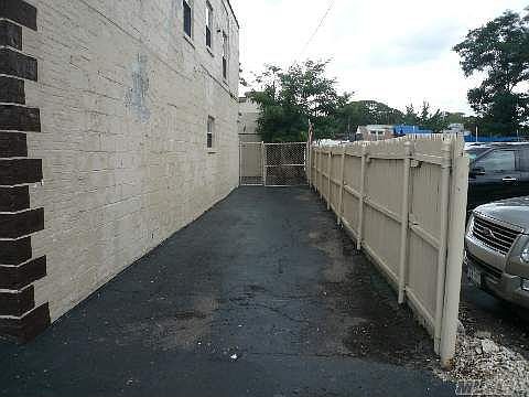 3rd image of 175 Veterans Blvd