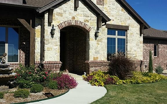 3rd image of 13430 Kira Ln