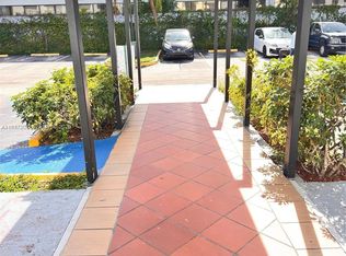 Golden Gate Apartments, Miami, FL 33169