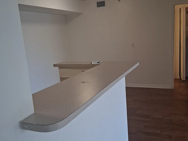 777 SW 111th Way #203 — Photo 7