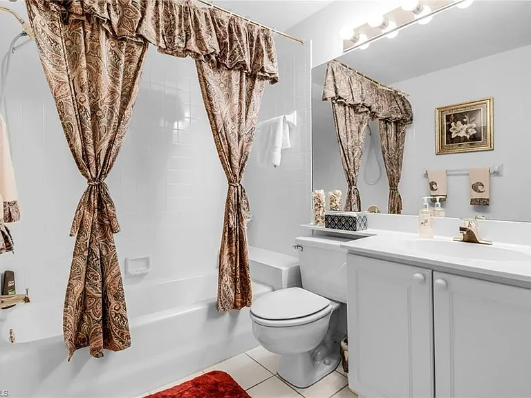 13131 Castle Harbour Dr #M3 — Photo 18