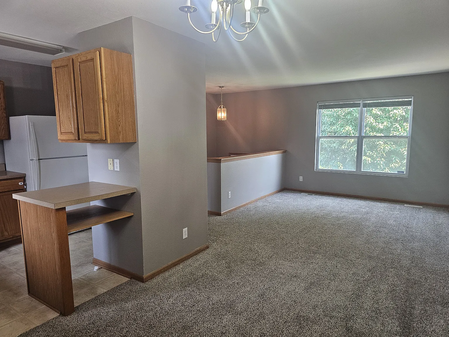 3 bed, 1348 sqft, $2,200 — Photo 3