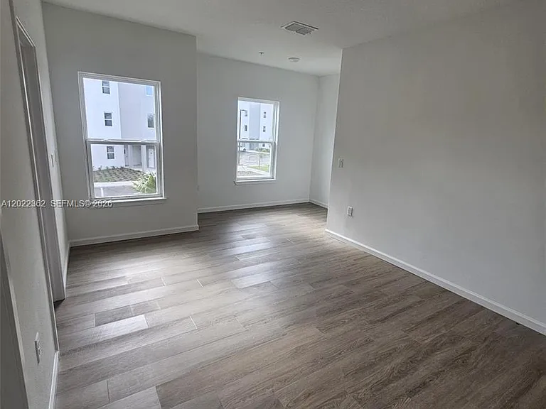 1201 Southstation Pl #108 — Photo 32