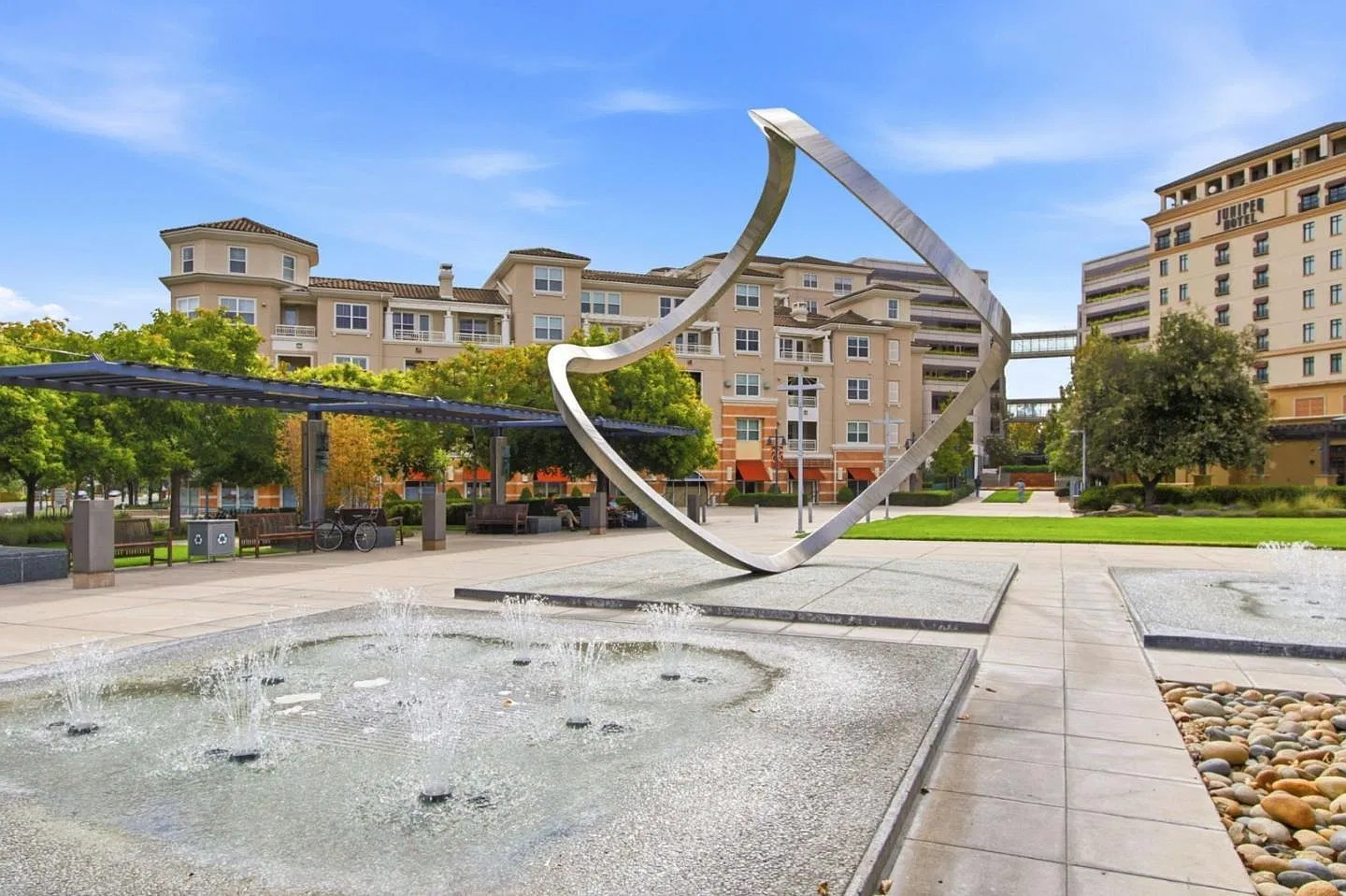 Spacious 2 bedroom Condo at Montebello, Great Location, Top Schools — Photo 1