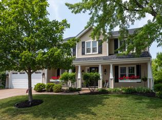 27W276 Victoria Ln, Winfield, IL 60190