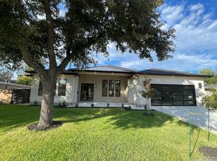 419 Robinhood Pl, San Antonio, TX 78209