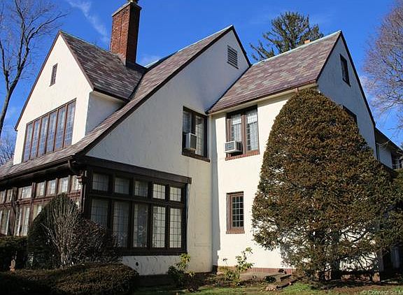 2nd image of 255 McKinley Ave