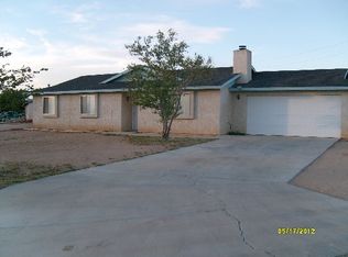 16515 Osage Rd, Apple Valley, CA 92307